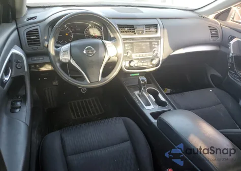 2018 Nissan Altima 2.5 из США, поврежденный, VIN 1N4AL3AP3JC113889